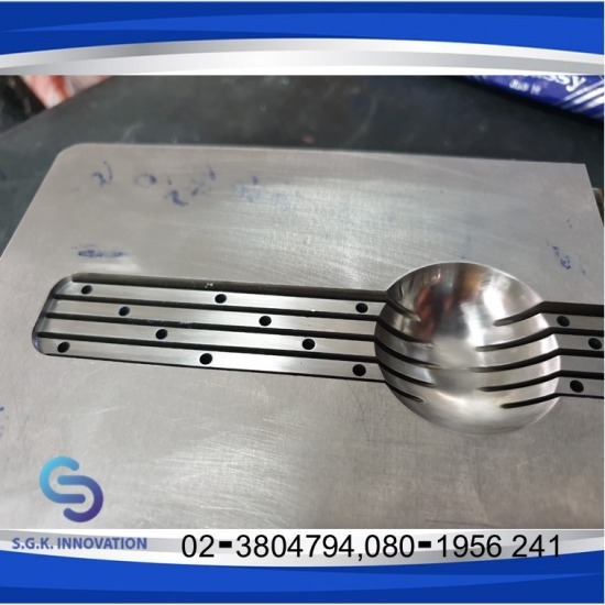 รับทำแม่พิมพ์พลาสติก การ ดูแล รักษา แม่พิมพ์พลาสติก  รับทำแม่พิมพ์พลาสติก  รับขึ้นรูปโมพลาสติก  รับขึ้นแบบแม่พิมพ์ เครื่องสำอางค์ 